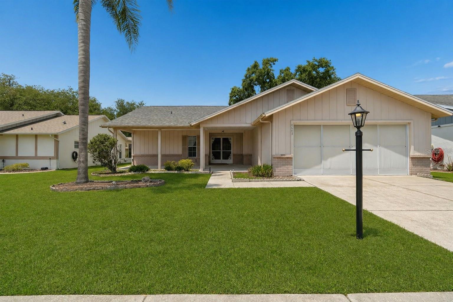 Image 2 of 32 For 4643 Sandpointe Drive