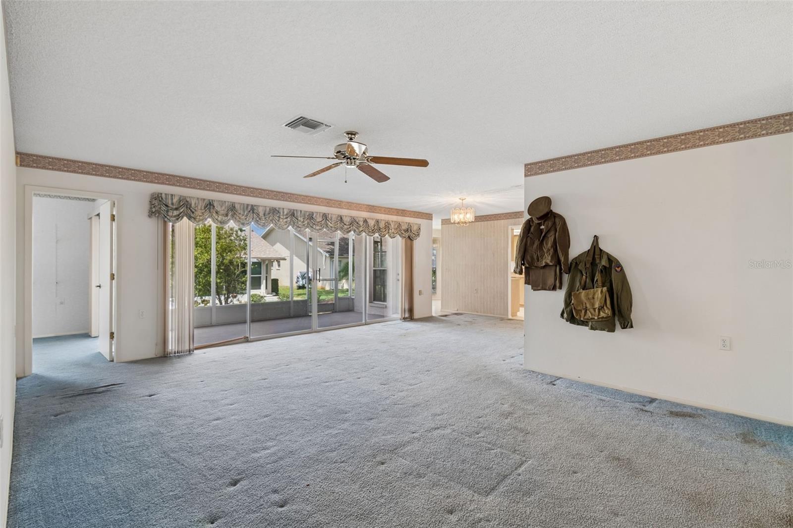 Image 8 of 32 For 4643 Sandpointe Drive