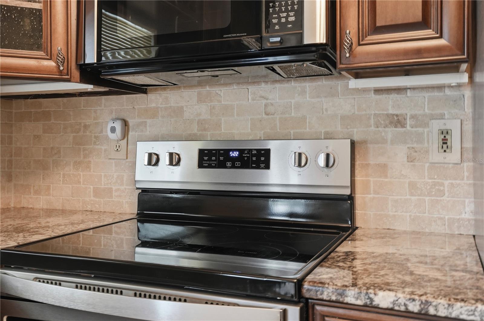 Image 19 of 74 For 5277 Deltona Boulevard