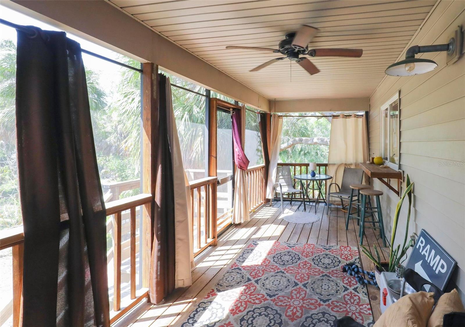 Image 31 of 50 For 7549 Pier Road