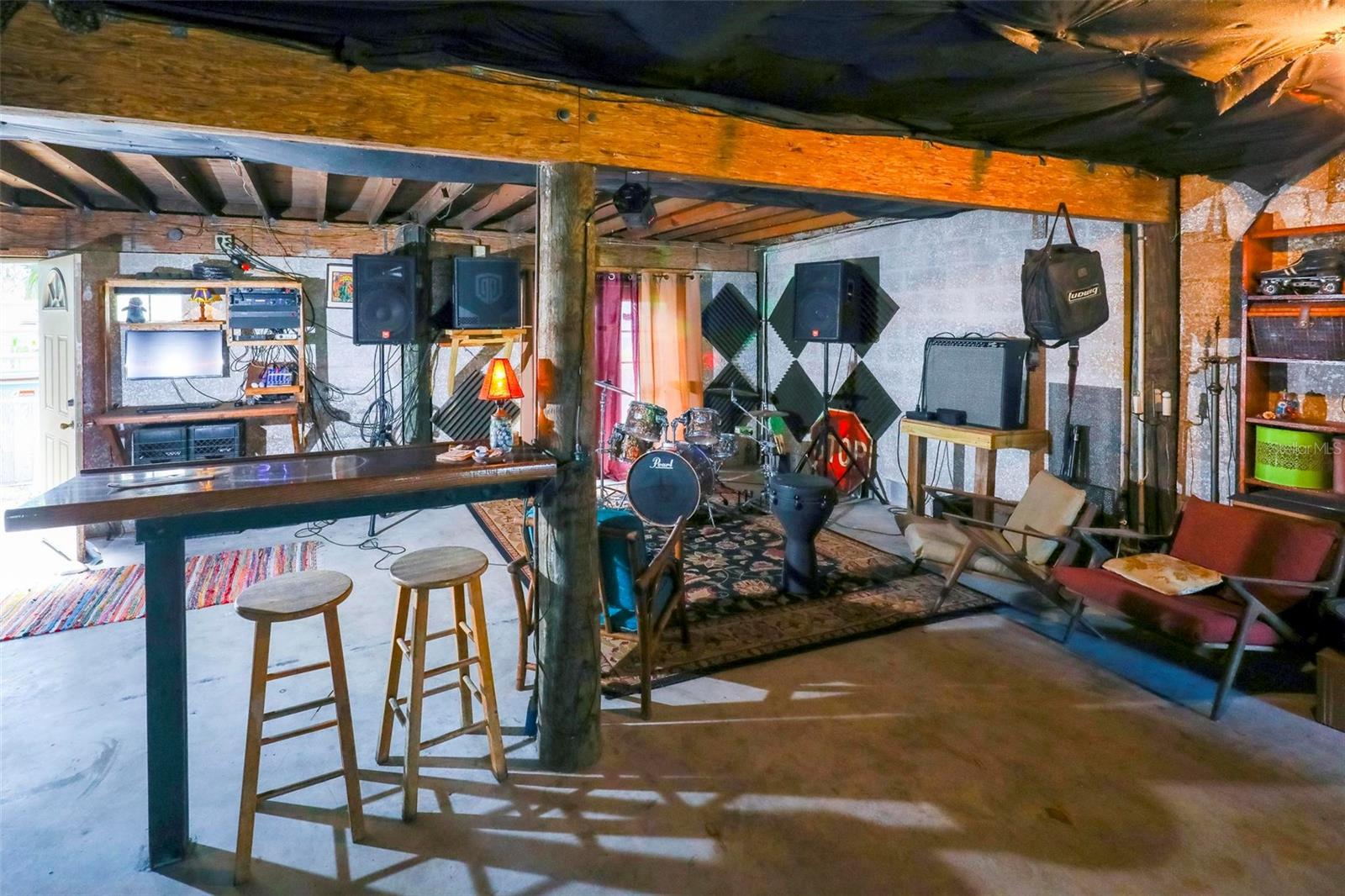 Image 39 of 50 For 7549 Pier Road