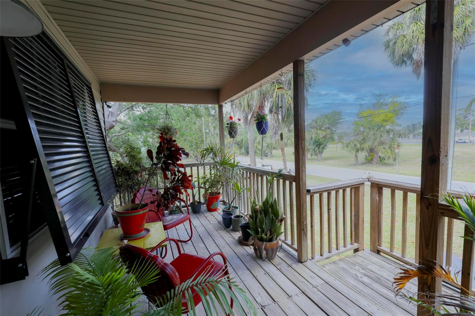 Image 4 of 50 For 7549 Pier Road