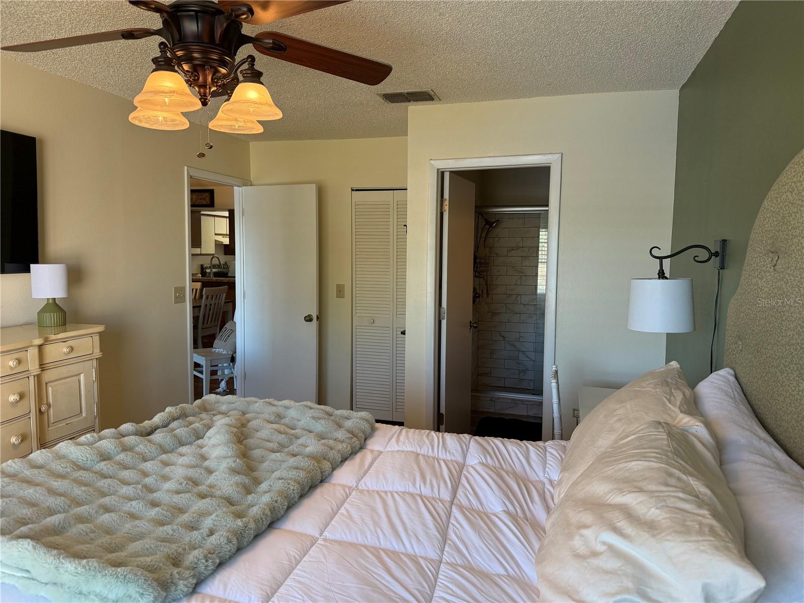 Image 14 of 29 For 6519 Spring Flower Drive 22