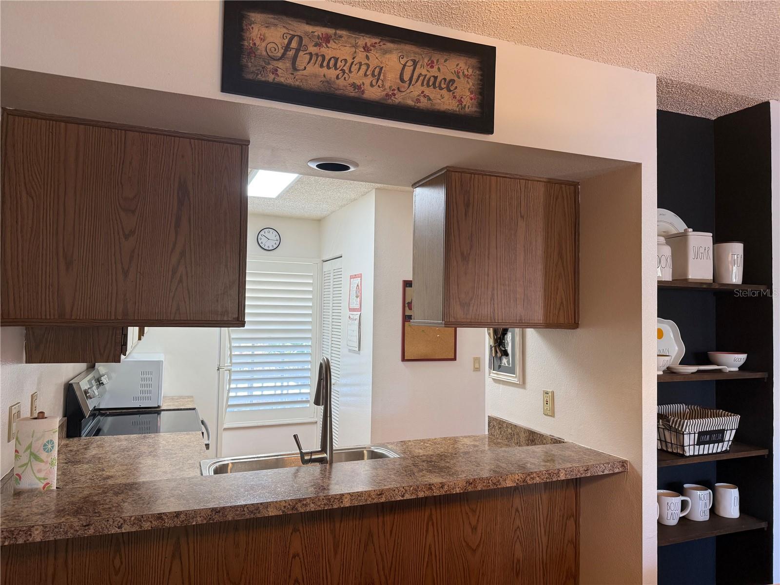 Image 8 of 29 For 6519 Spring Flower Drive 22