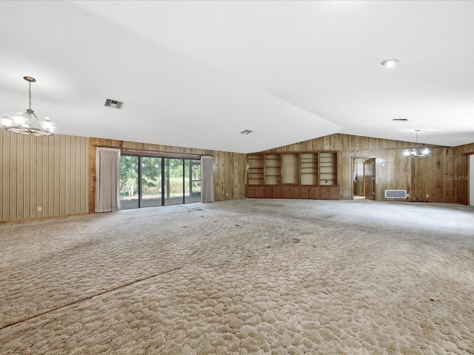 Image 7 of 36 For 8979 White Dogwood Drive