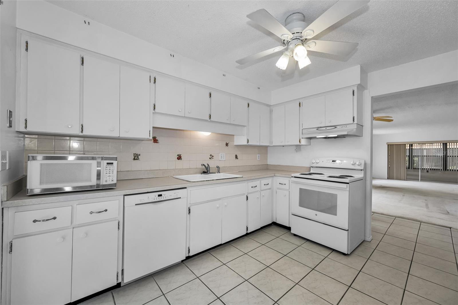 Image 13 of 77 For 3815 Penrick Drive 0