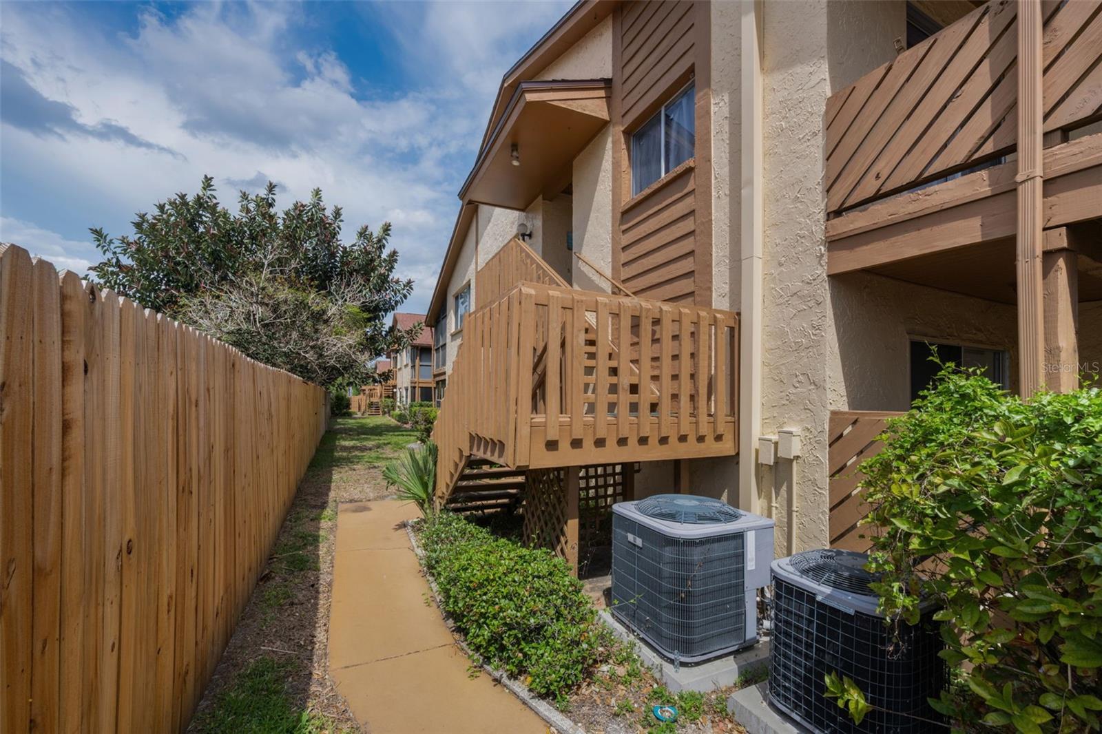 Image 6 of 77 For 3815 Penrick Drive 0