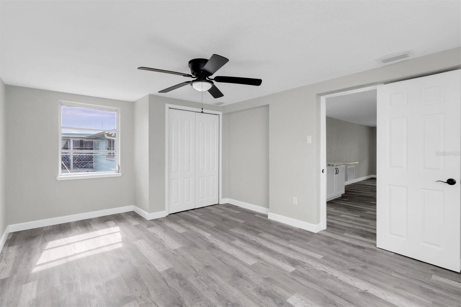 Image 19 of 28 For 6111 11th Avenue