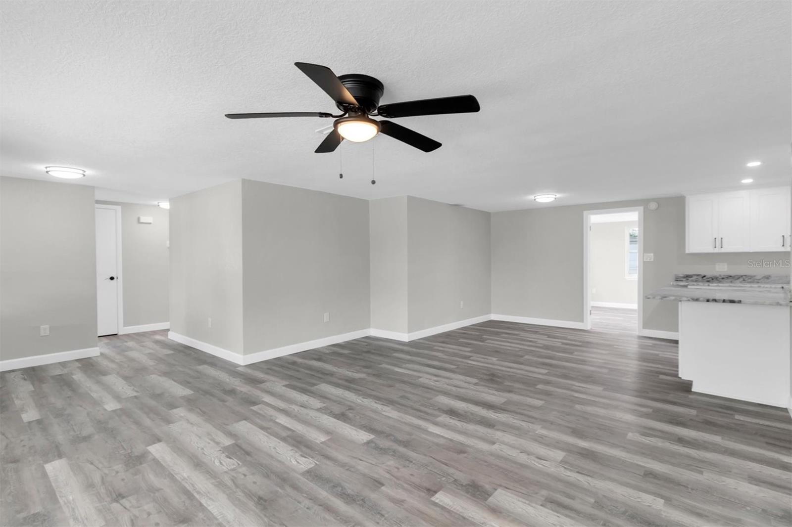 Image 5 of 28 For 6111 11th Avenue