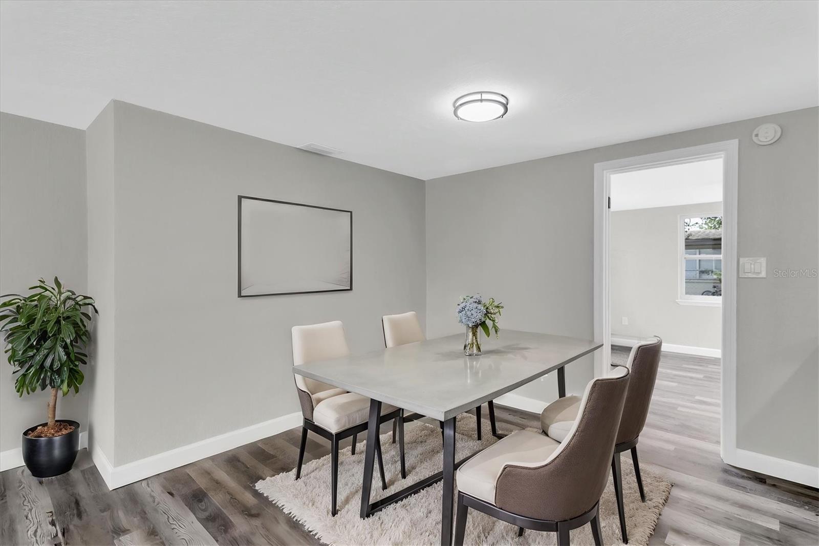 Image 7 of 28 For 6111 11th Avenue