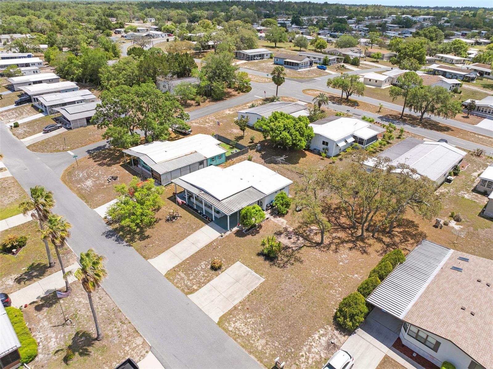 Listing photo id 42 for 12280 Fairway Avenue