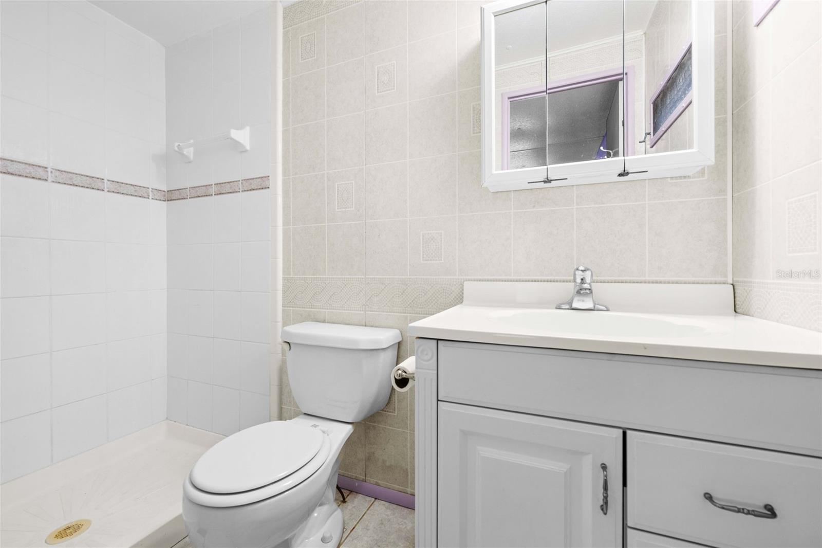 Listing photo id 5 for 12280 Fairway Avenue