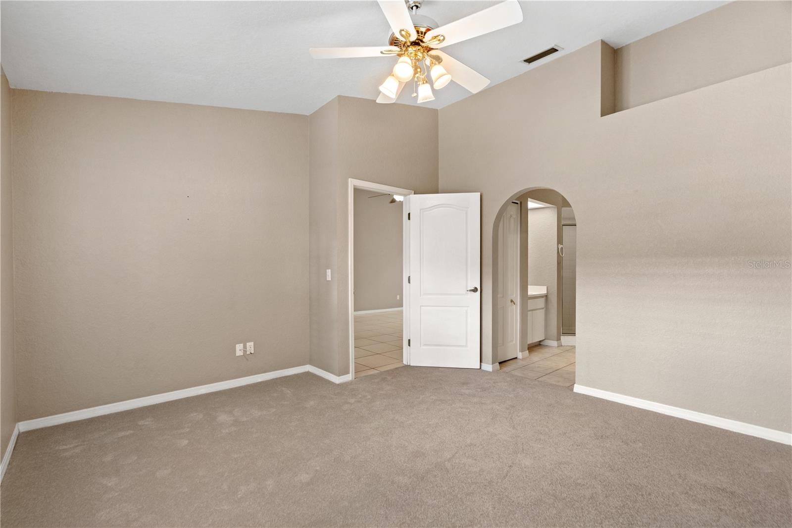 Image 15 of 45 For 21506 Gray Tern Court