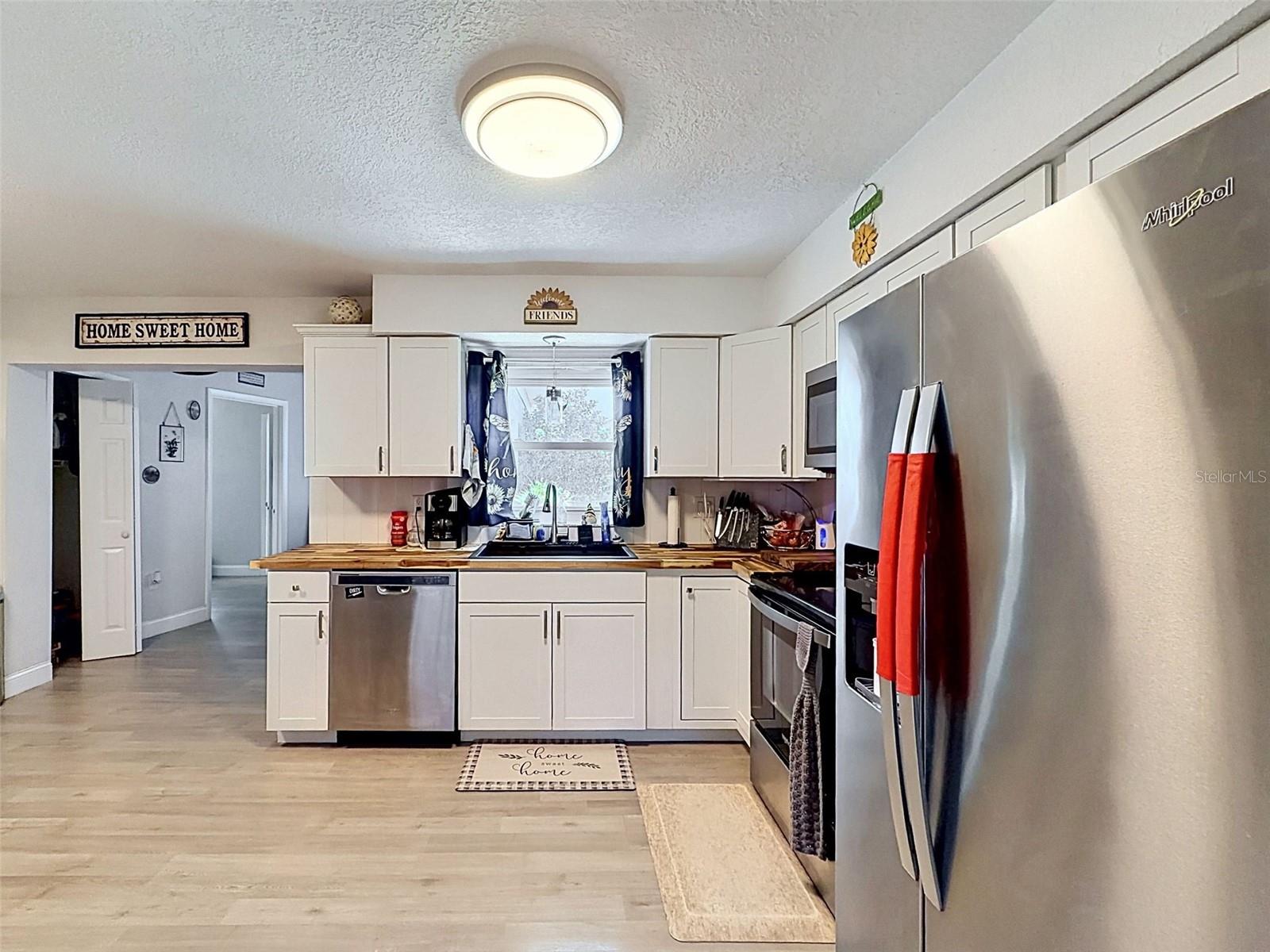 Image 13 of 52 For 13944 1st Street