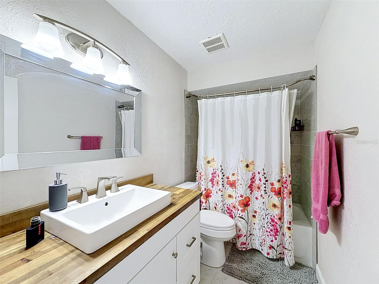 Image 24 of 52 For 13944 1st Street