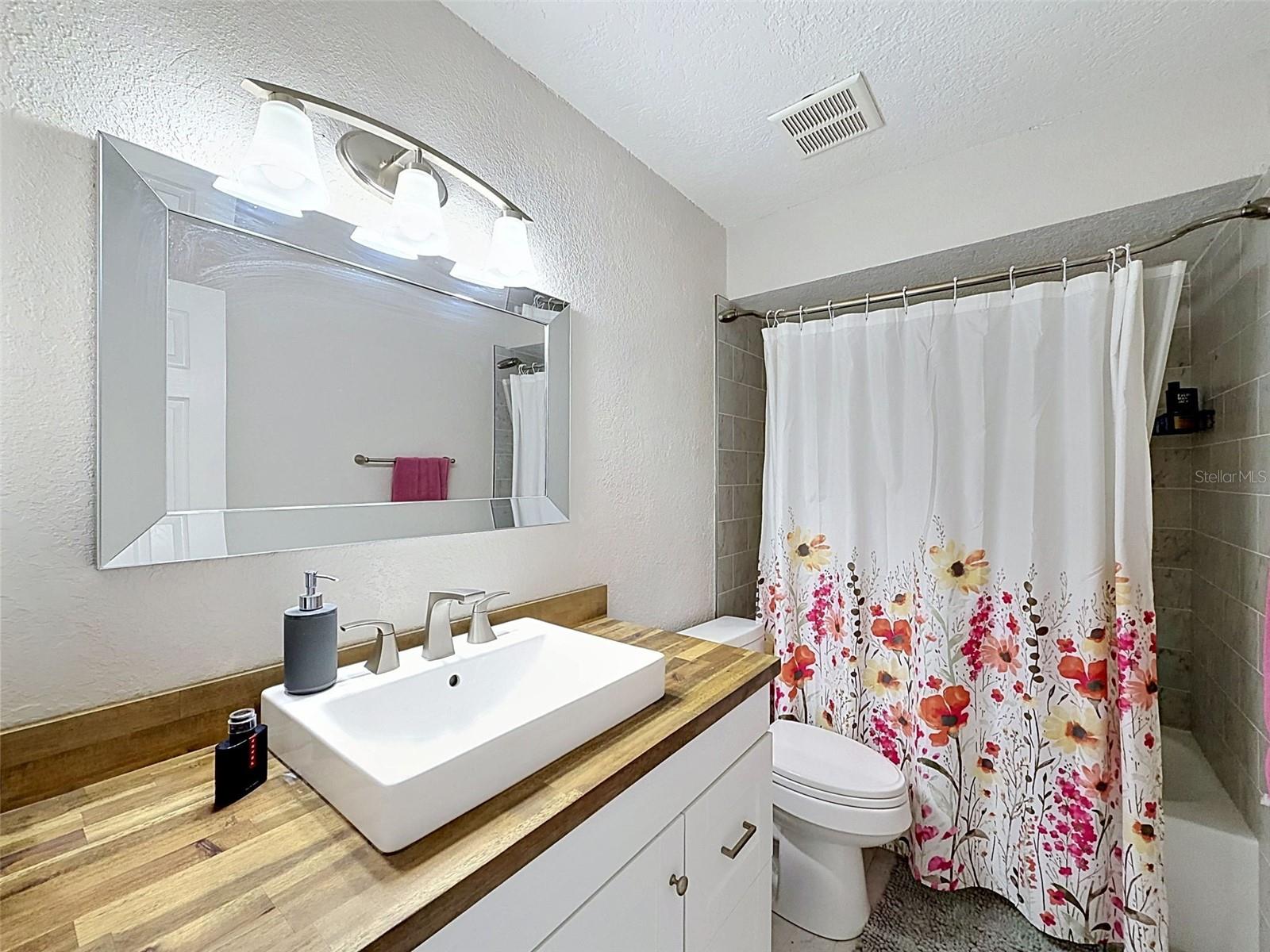 Image 25 of 52 For 13944 1st Street