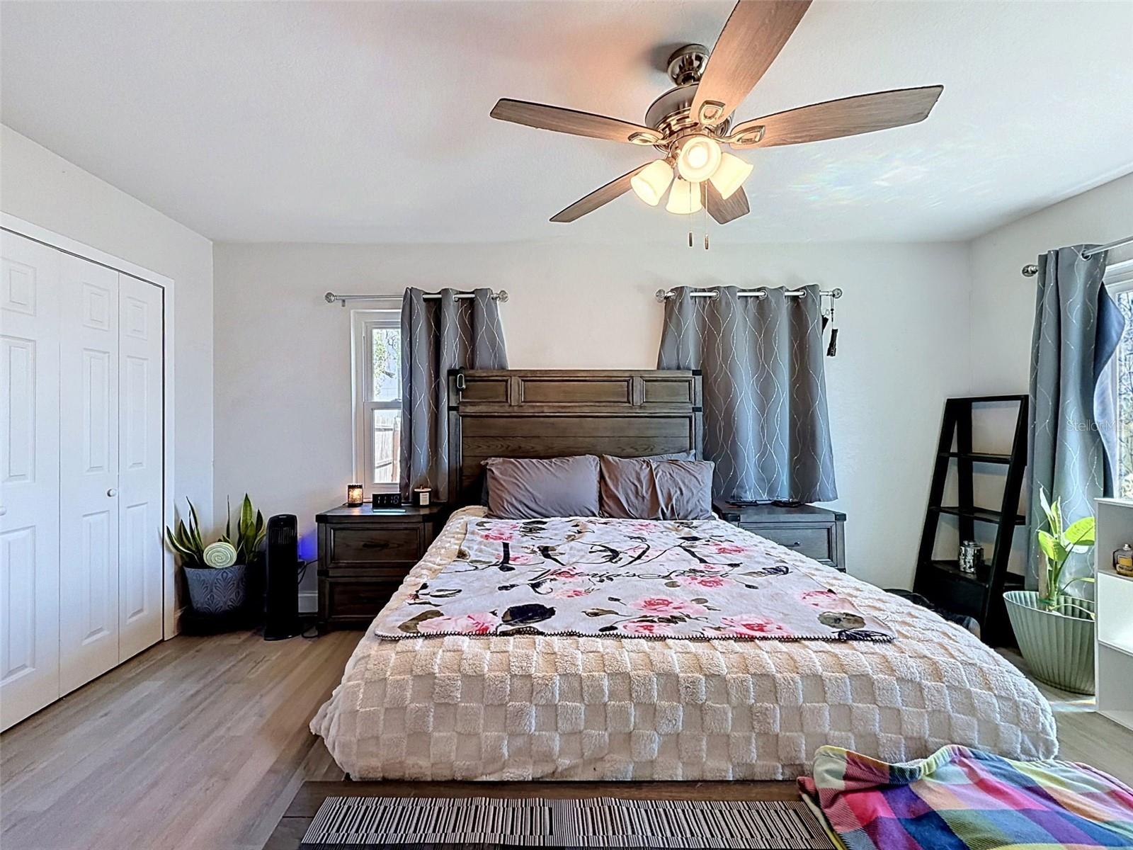 Image 30 of 52 For 13944 1st Street