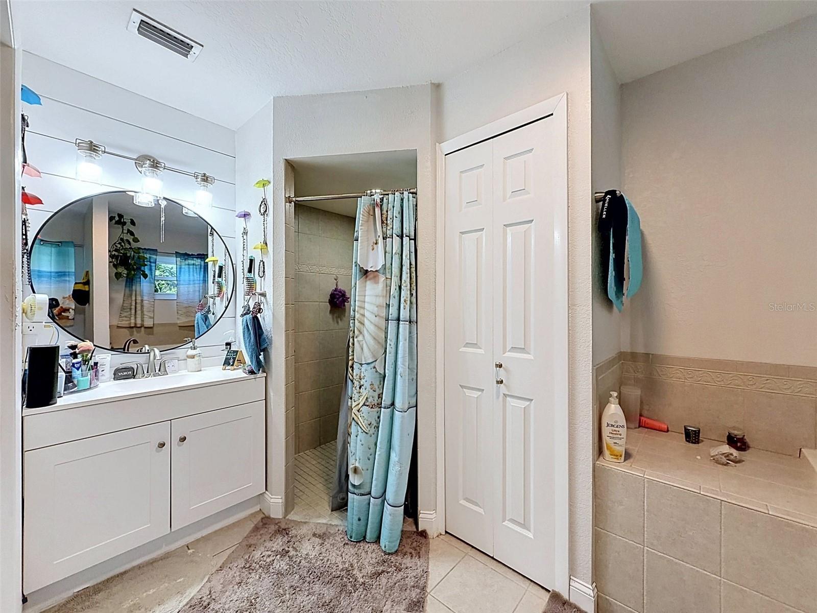 Image 35 of 52 For 13944 1st Street