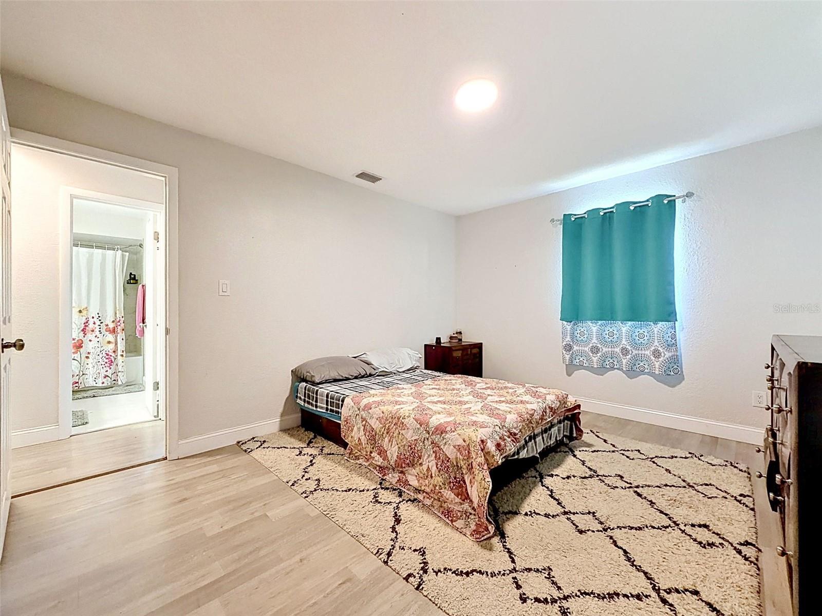 Image 41 of 52 For 13944 1st Street