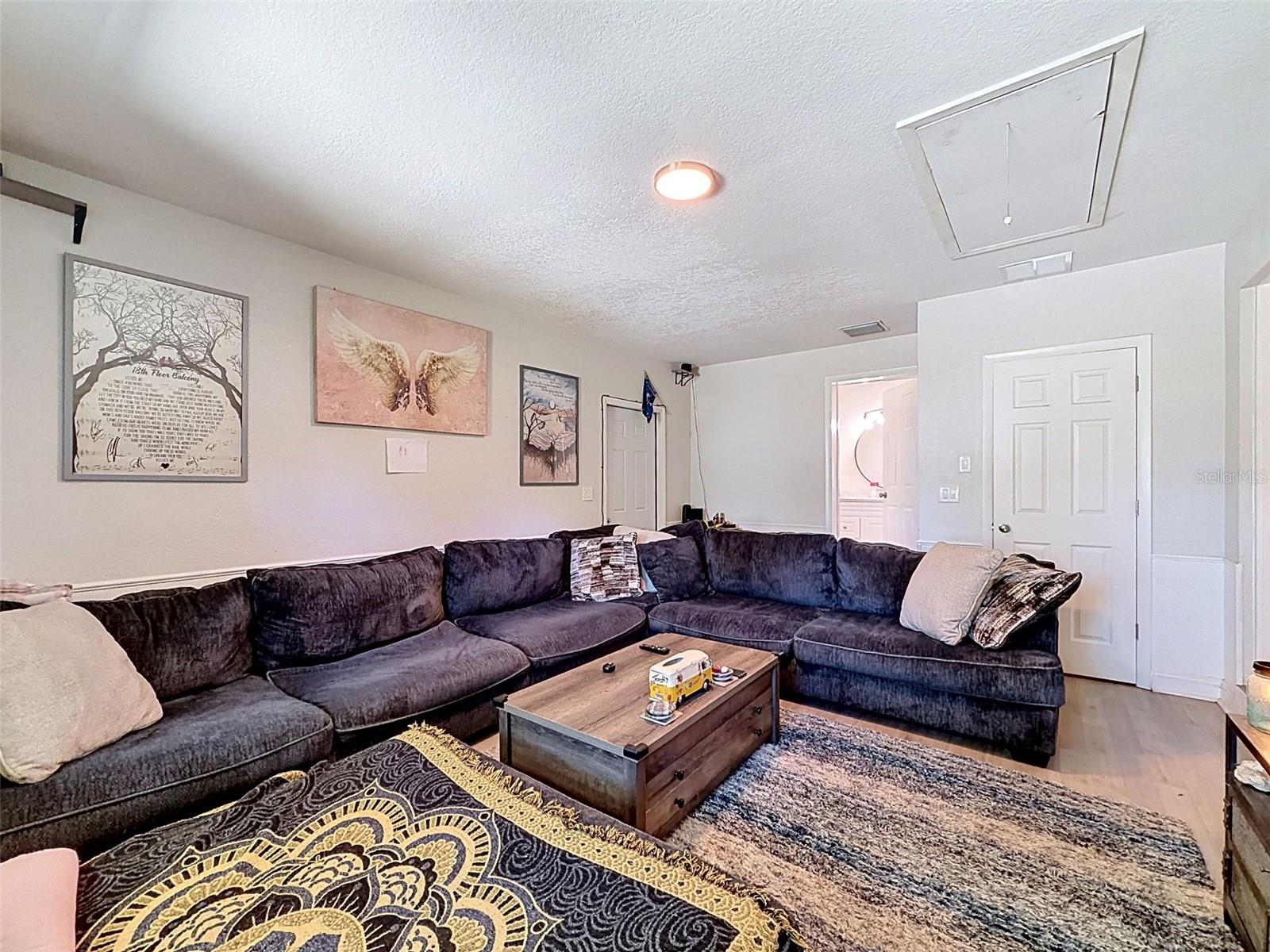 Image 9 of 52 For 13944 1st Street