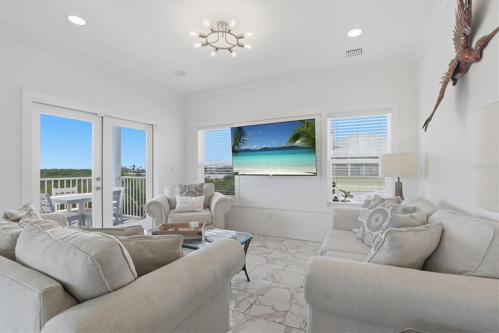 Image 32 of 95 For 14429 Birch Street