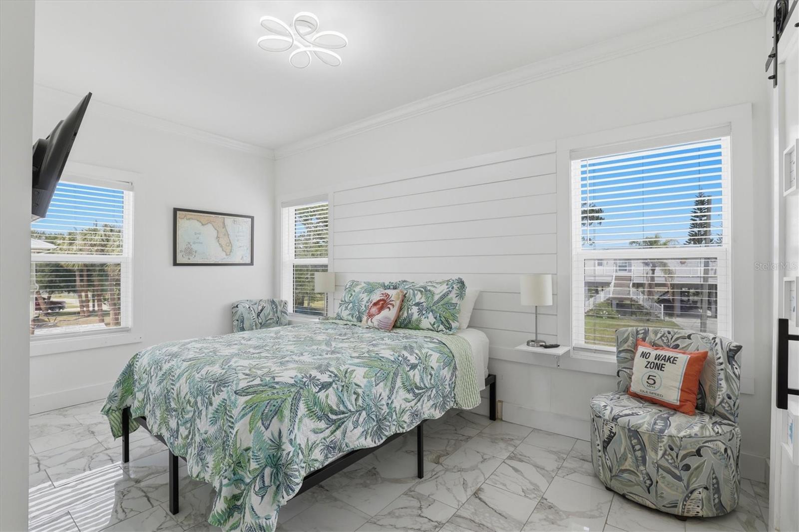 Image 60 of 95 For 14429 Birch Street