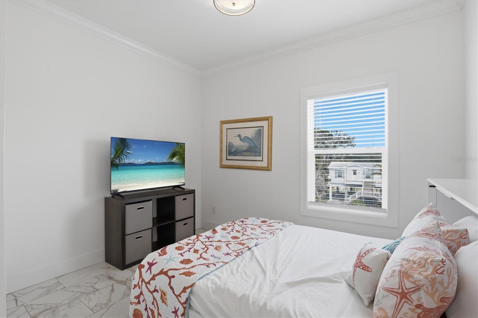 Image 65 of 95 For 14429 Birch Street