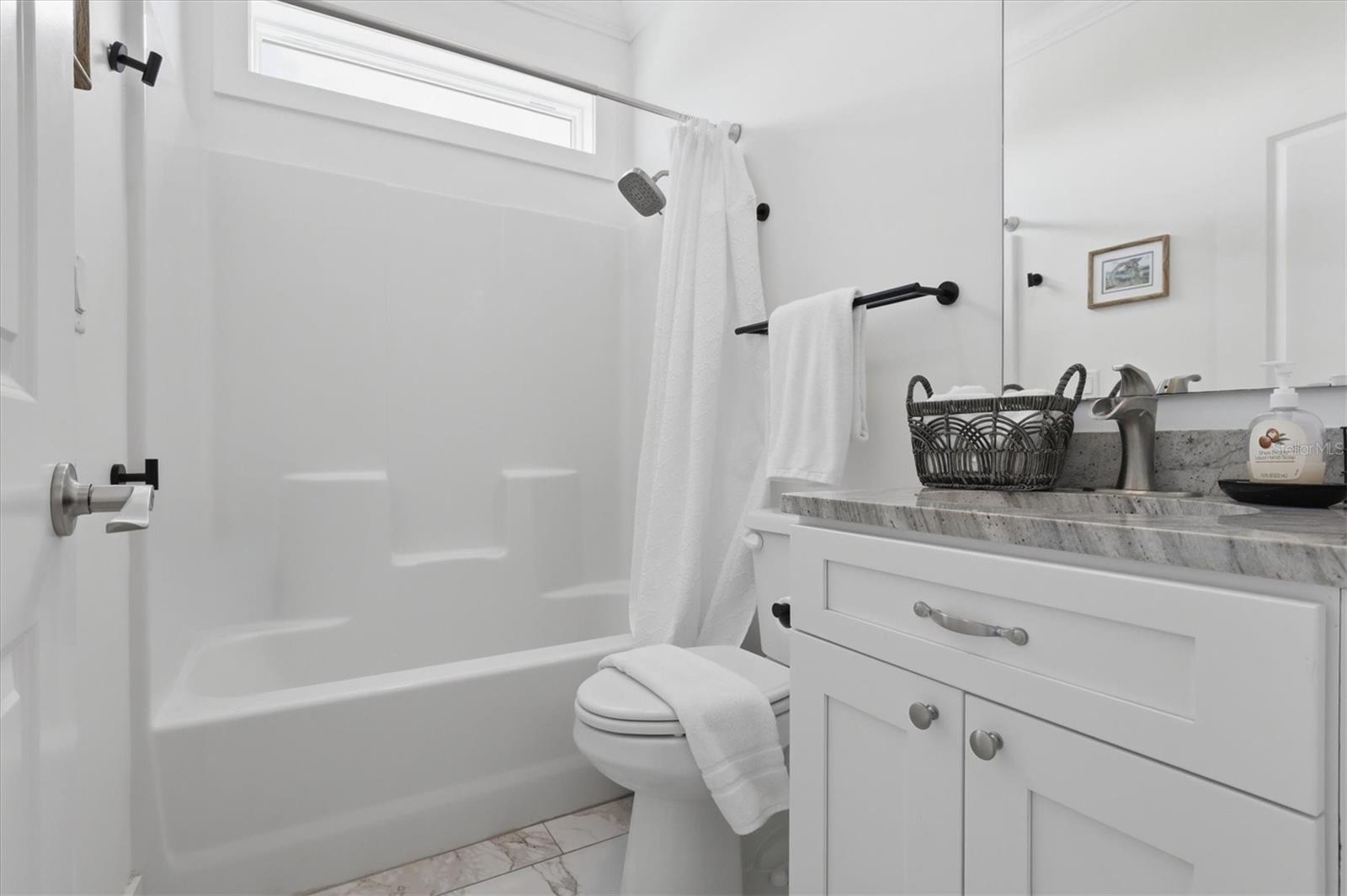 Image 67 of 95 For 14429 Birch Street