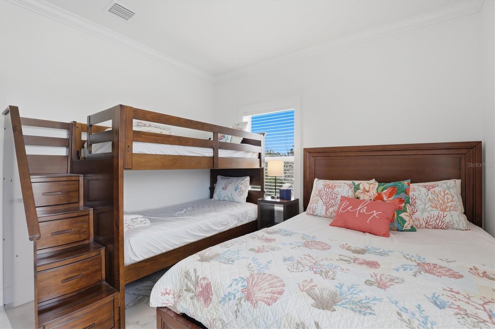 Image 68 of 95 For 14429 Birch Street