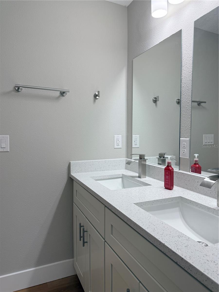 Image 19 of 25 For 2186 G Martinelli Boulevard
