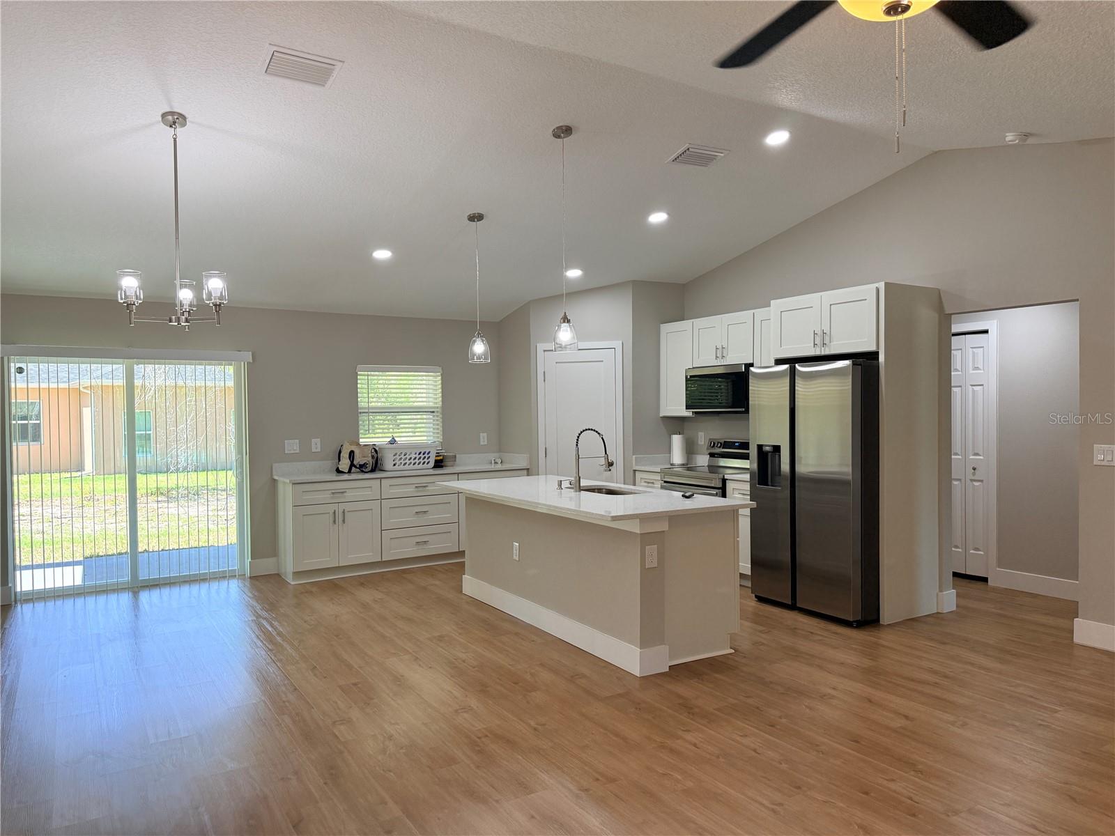 Image 6 of 25 For 2186 G Martinelli Boulevard
