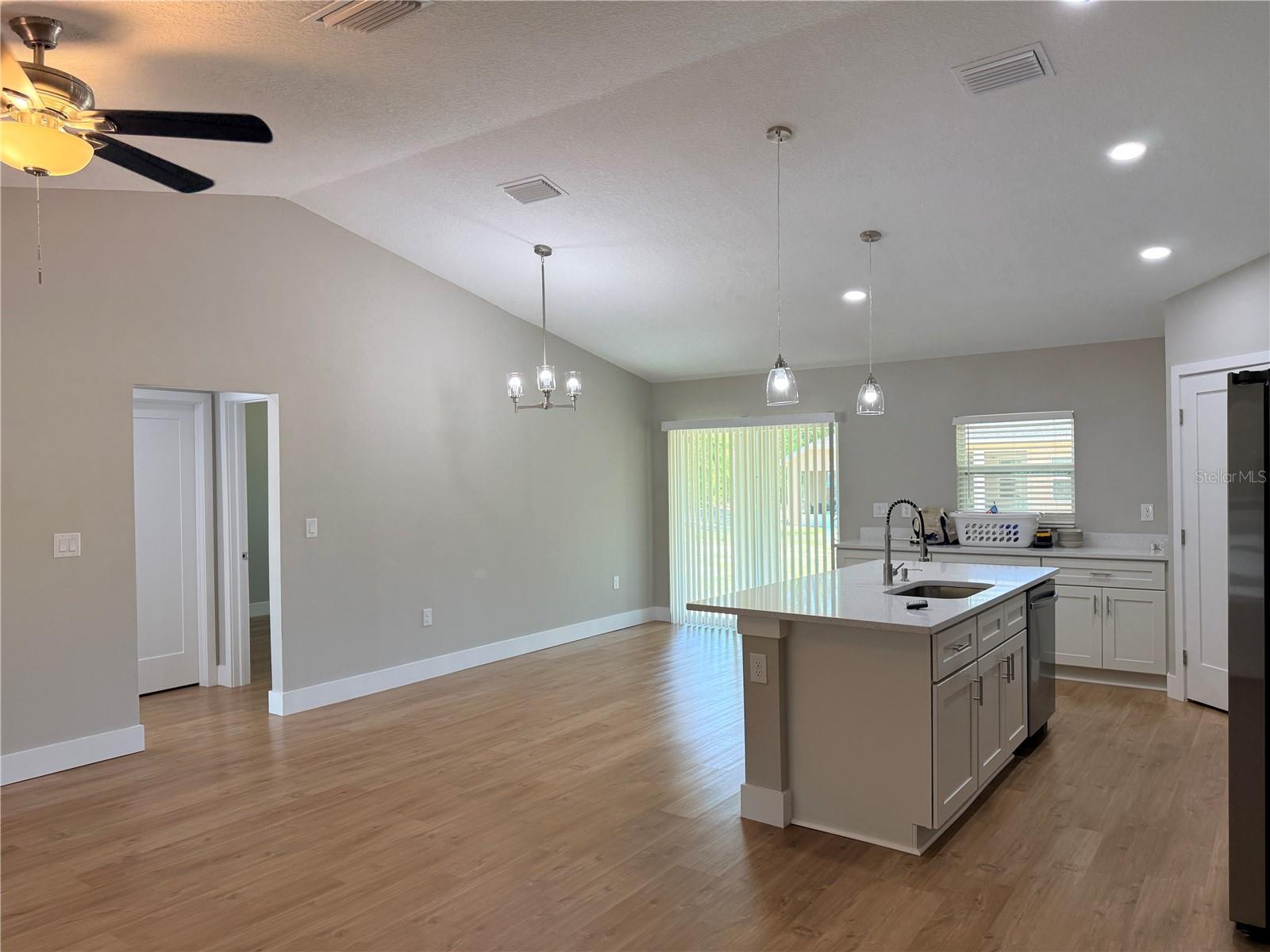 Image 7 of 25 For 2186 G Martinelli Boulevard