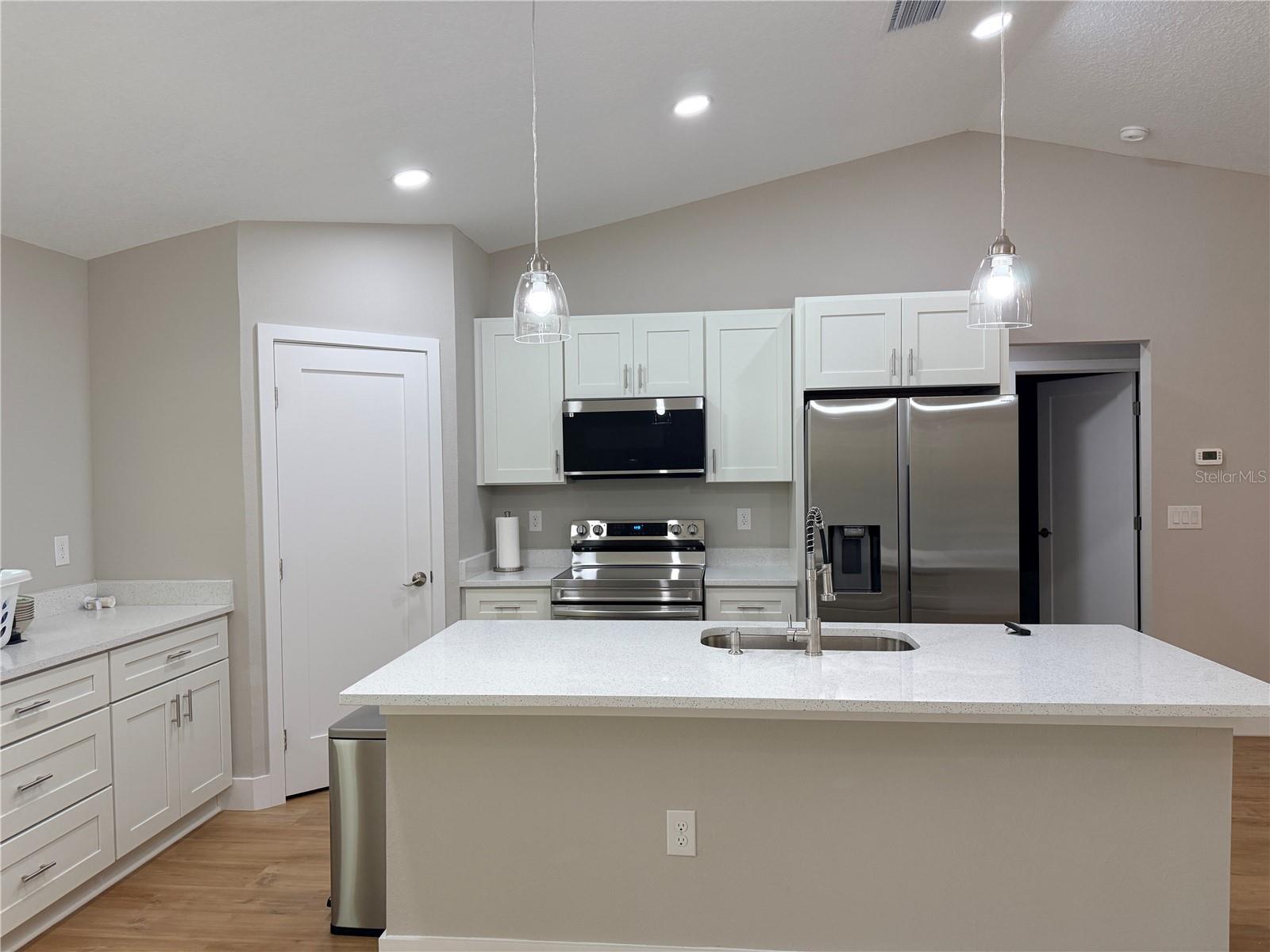 Image 9 of 25 For 2186 G Martinelli Boulevard