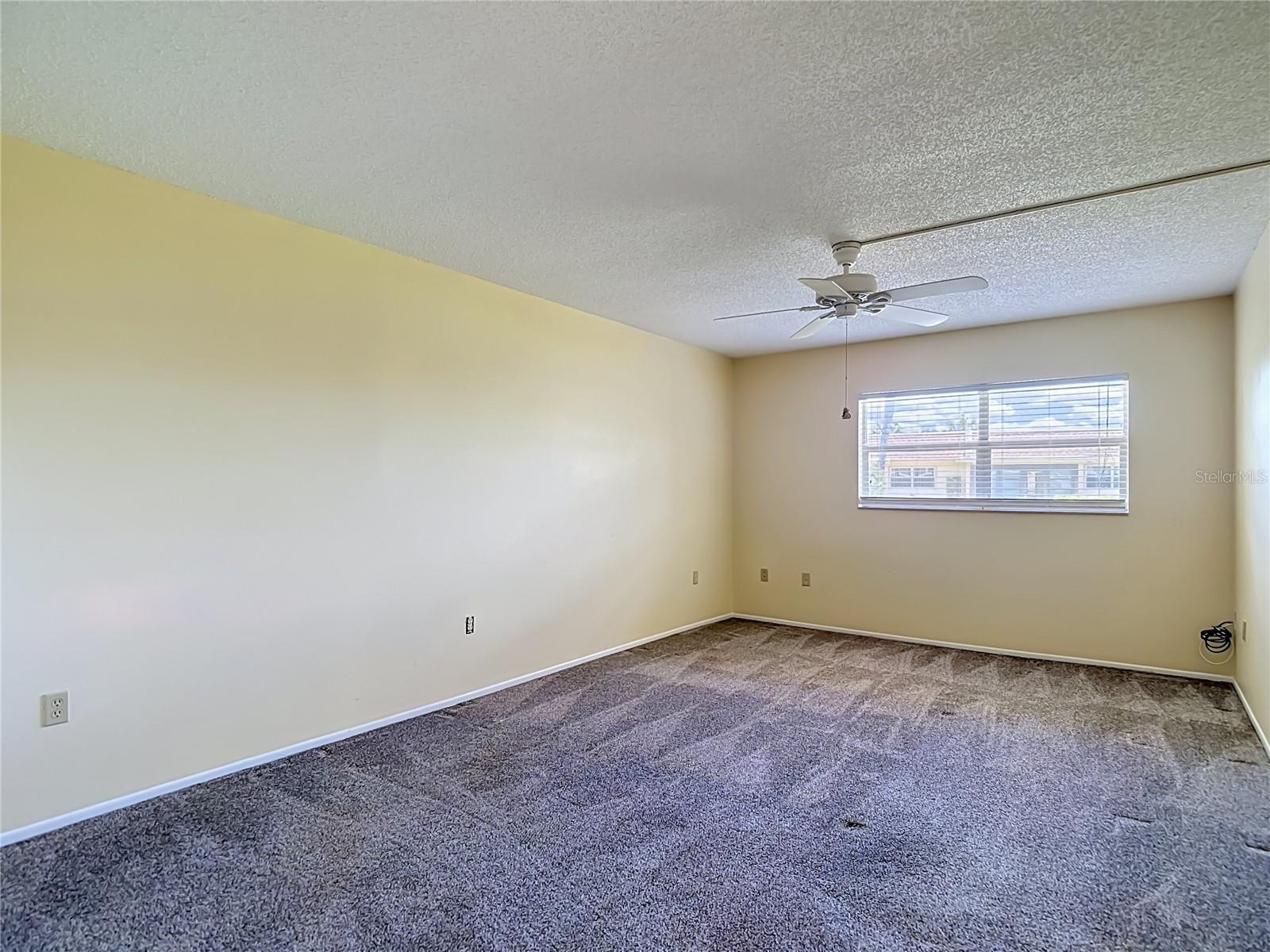 Listing photo id 20 for 11132 Pembridge Court 6