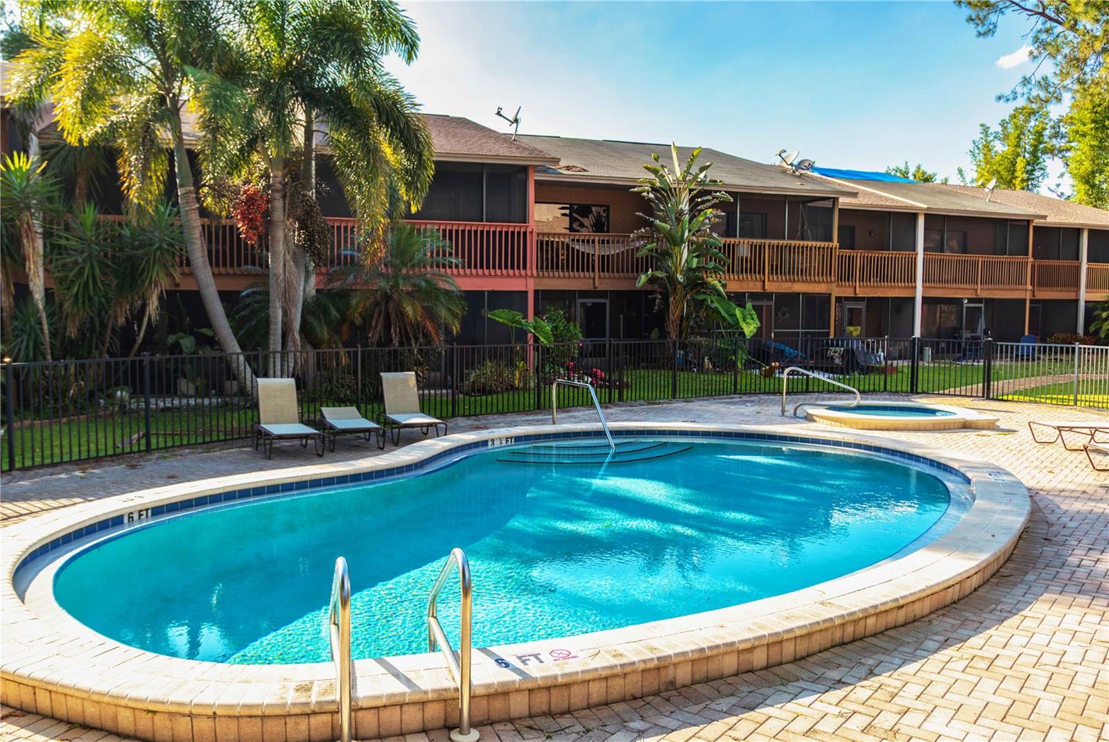 Image 37 of 46 For 2158 Tarpon Landings Drive