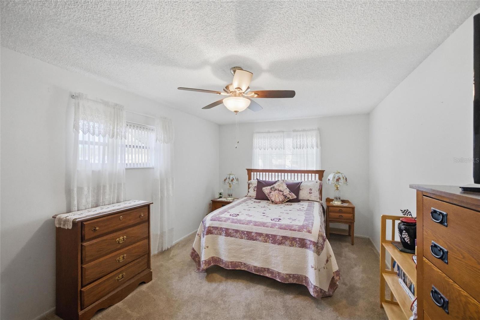 Image 12 of 33 For 1468 Greenview Avenue