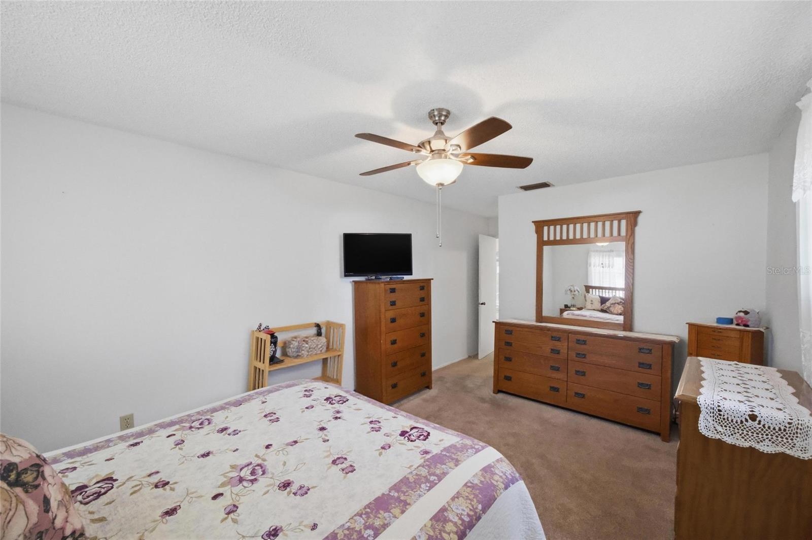 Image 13 of 33 For 1468 Greenview Avenue