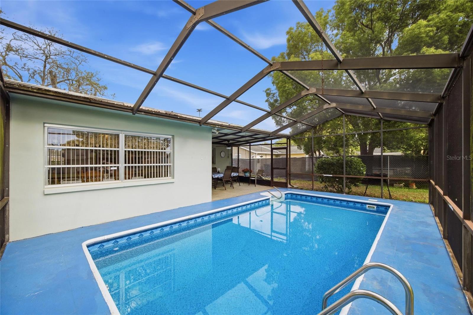 Image 22 of 33 For 1468 Greenview Avenue