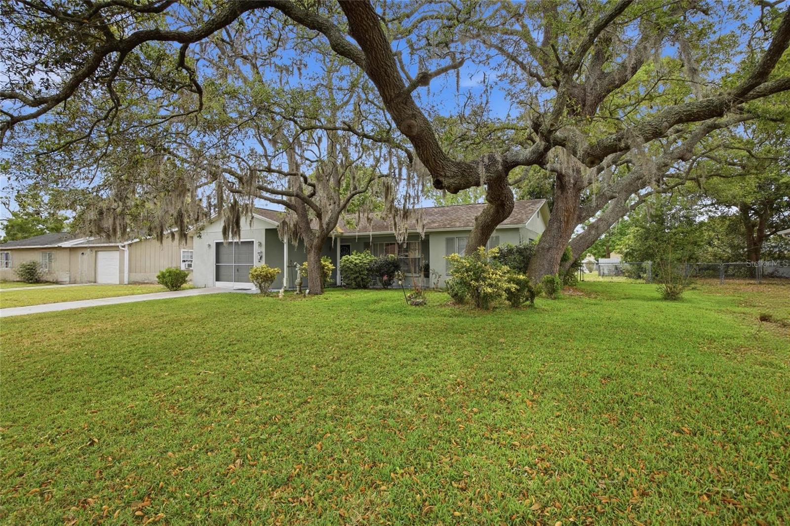 Image 33 of 33 For 1468 Greenview Avenue