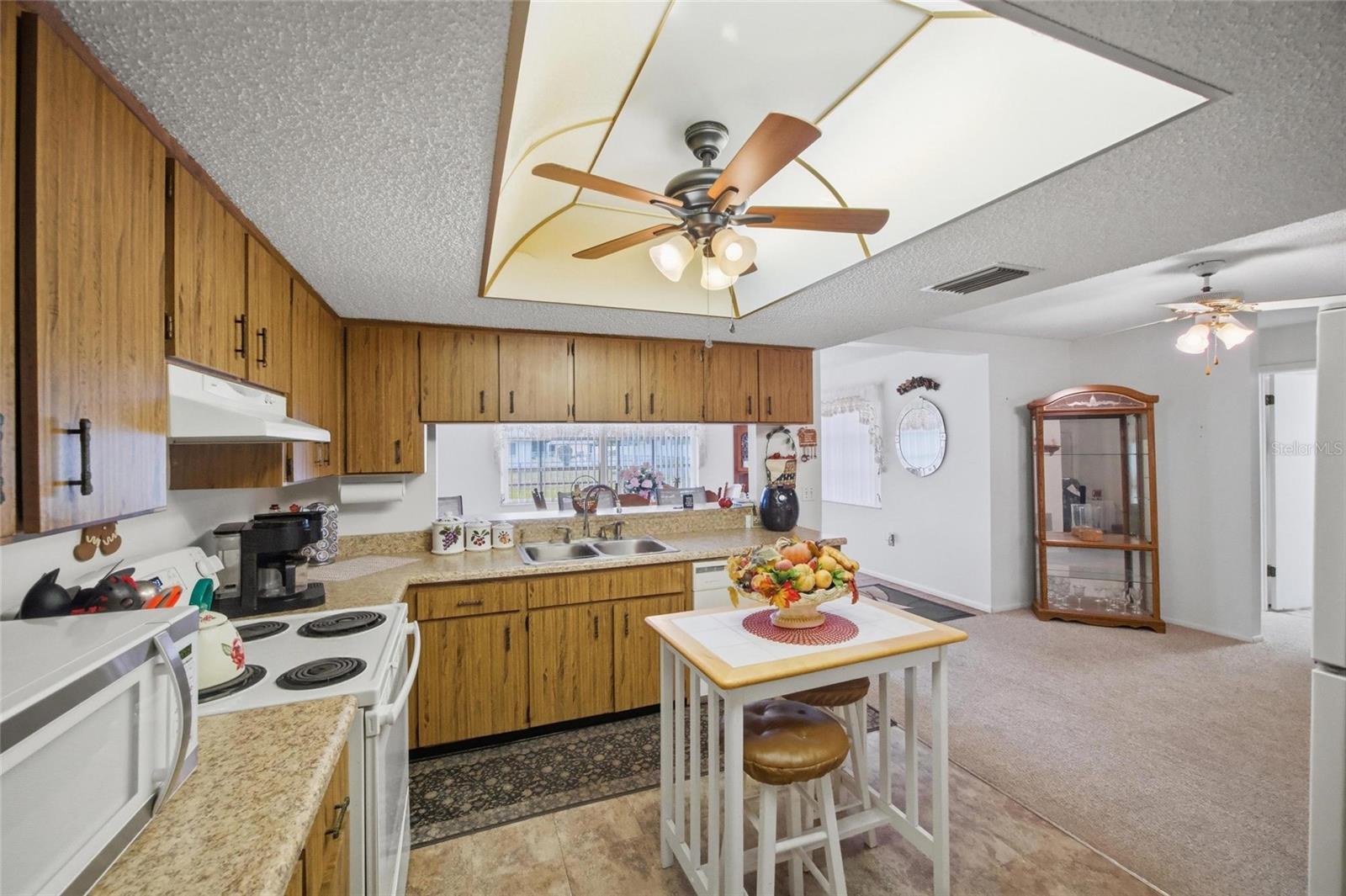 Image 9 of 33 For 1468 Greenview Avenue