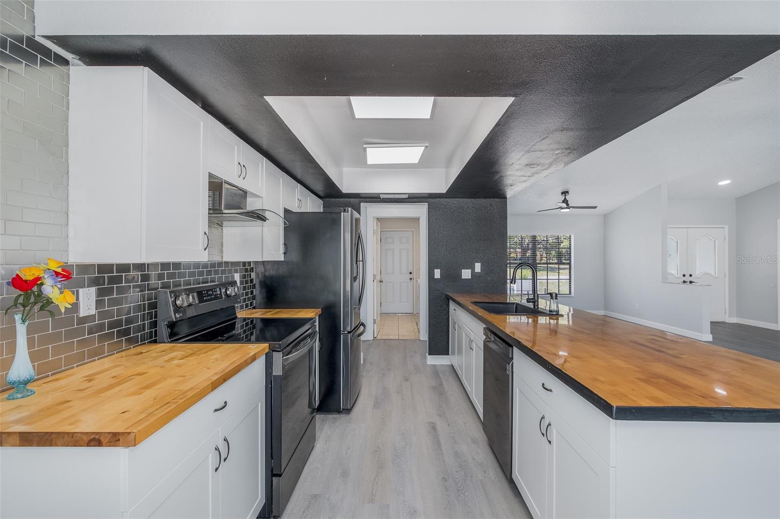 Image 17 of 55 For 8285 Galgano Lane