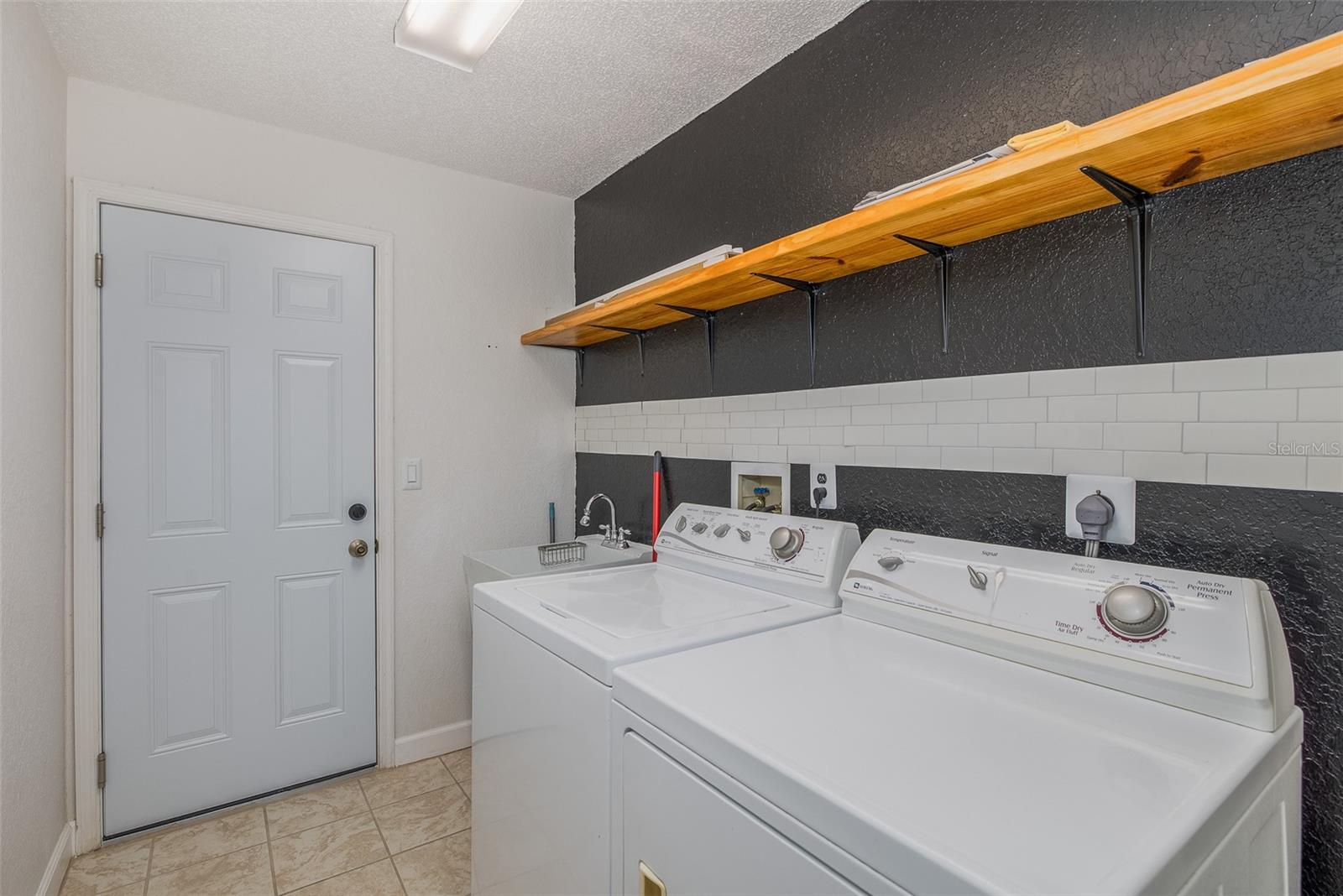 Image 35 of 55 For 8285 Galgano Lane