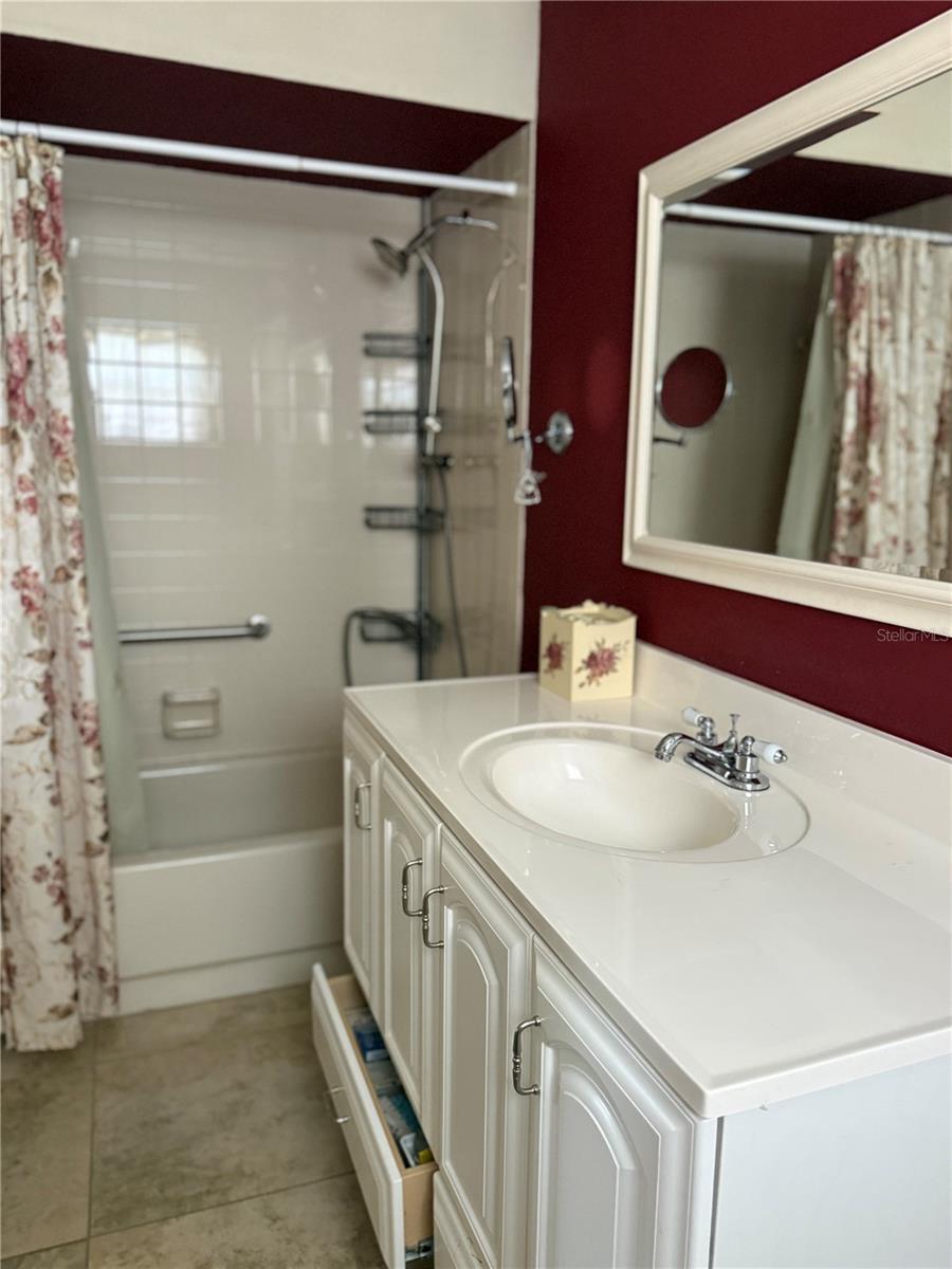 Image 10 of 12 For 1016 Fuchsia Drive