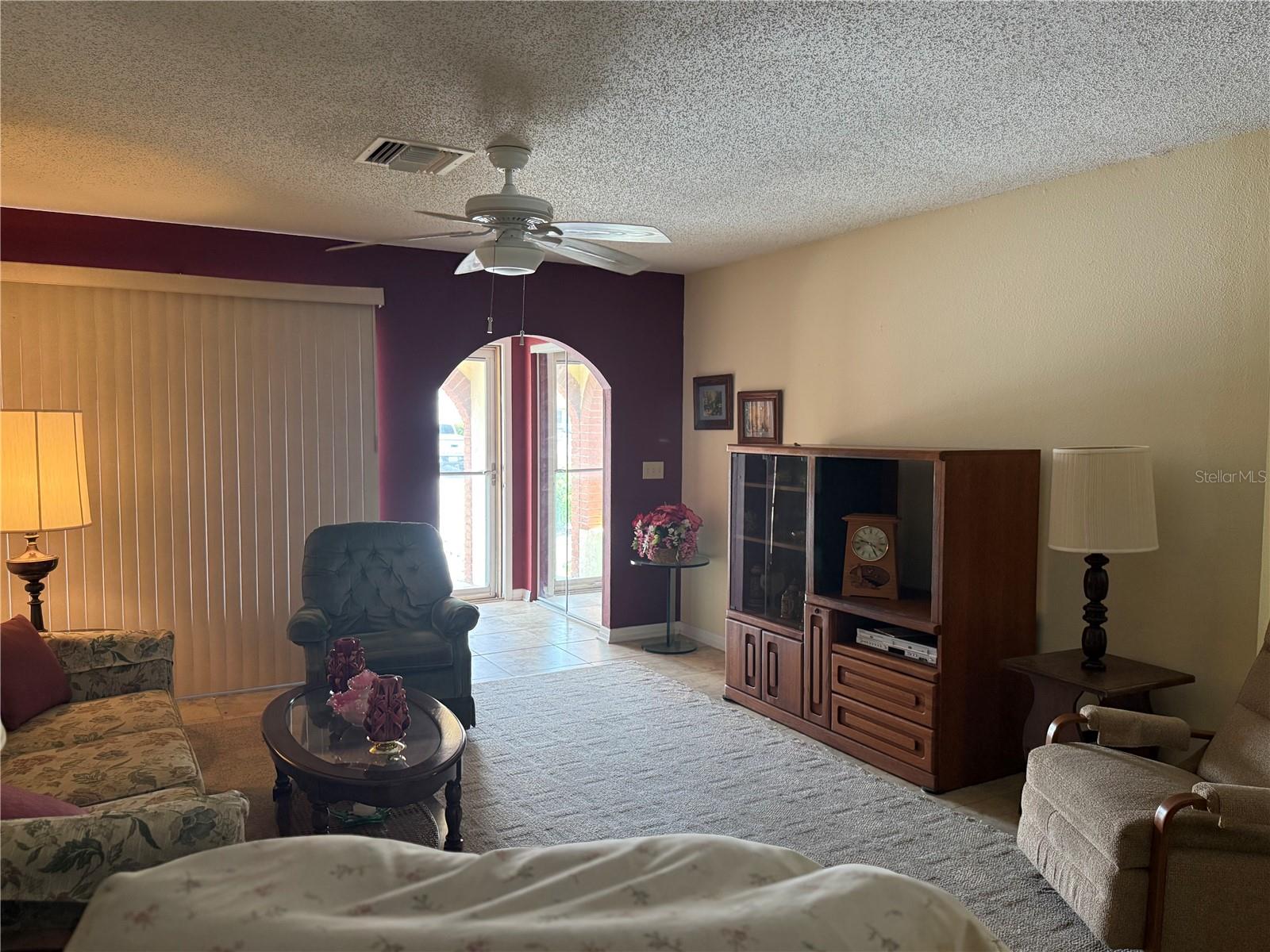 Image 11 of 12 For 1016 Fuchsia Drive