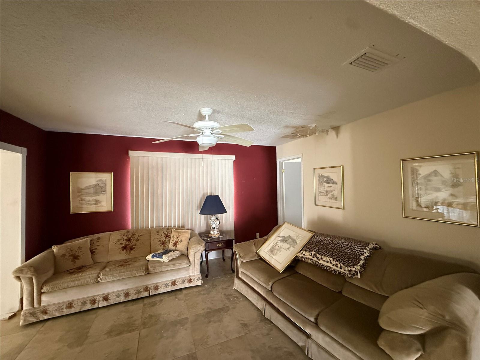 Image 8 of 12 For 1016 Fuchsia Drive