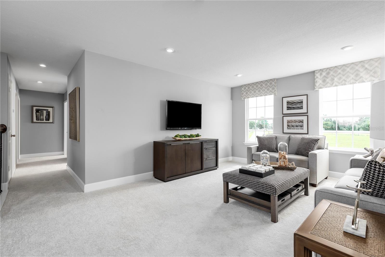 Listing photo id 9 for 1726 Upland Lane