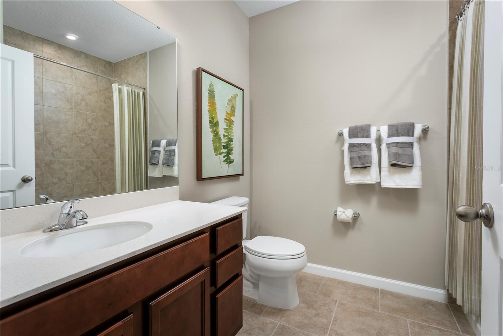 Listing photo id 15 for 1739 Upland Lane