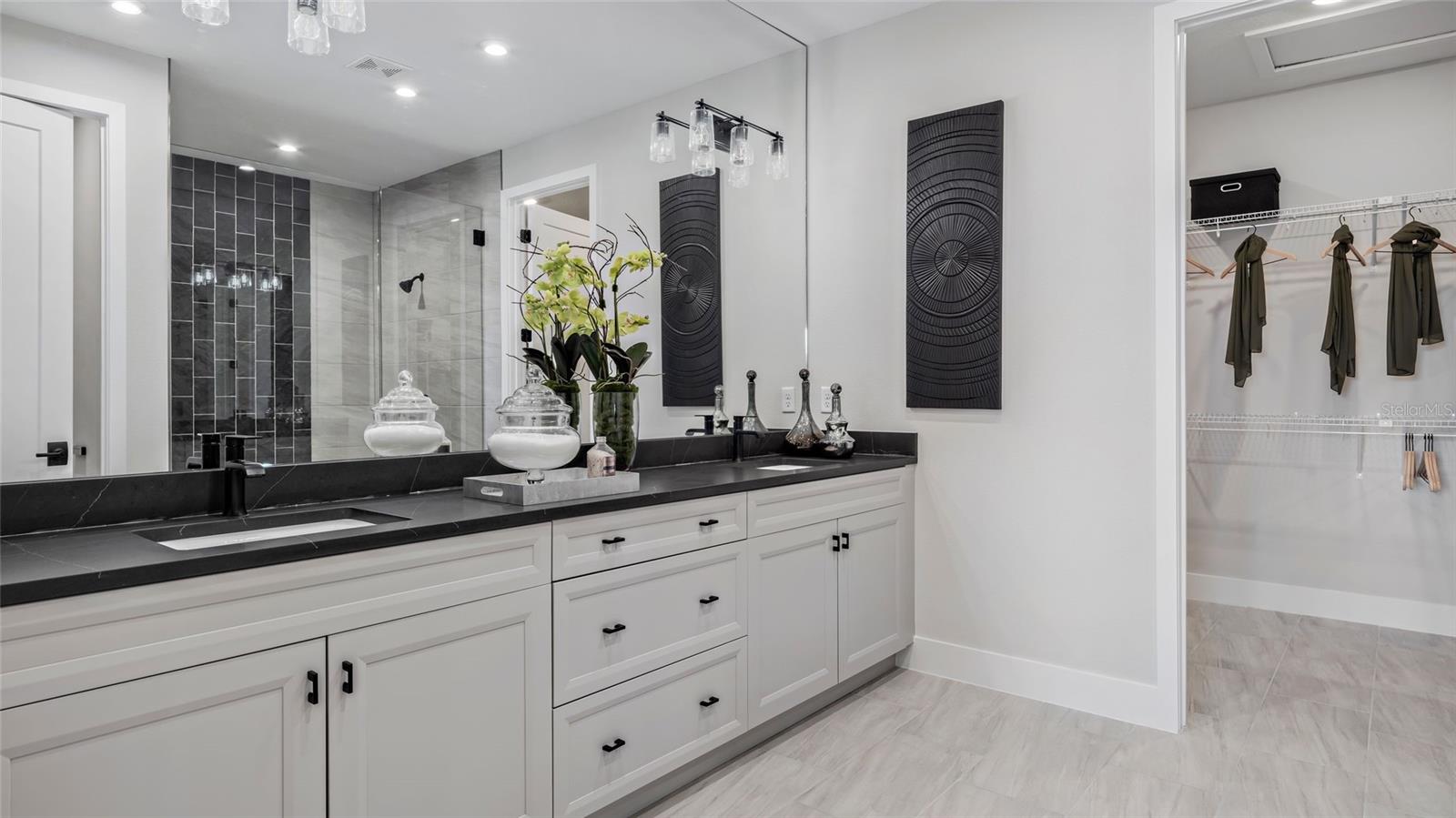 Image 18 of 25 For 1736 Point Grace Road