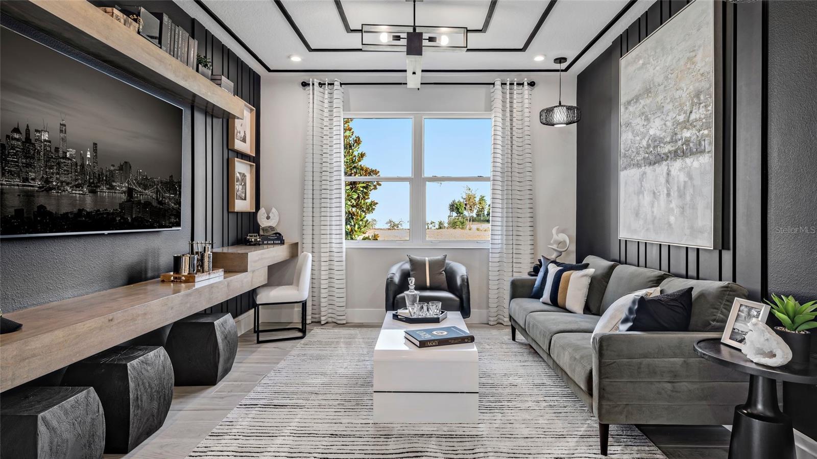 Image 4 of 25 For 1736 Point Grace Road