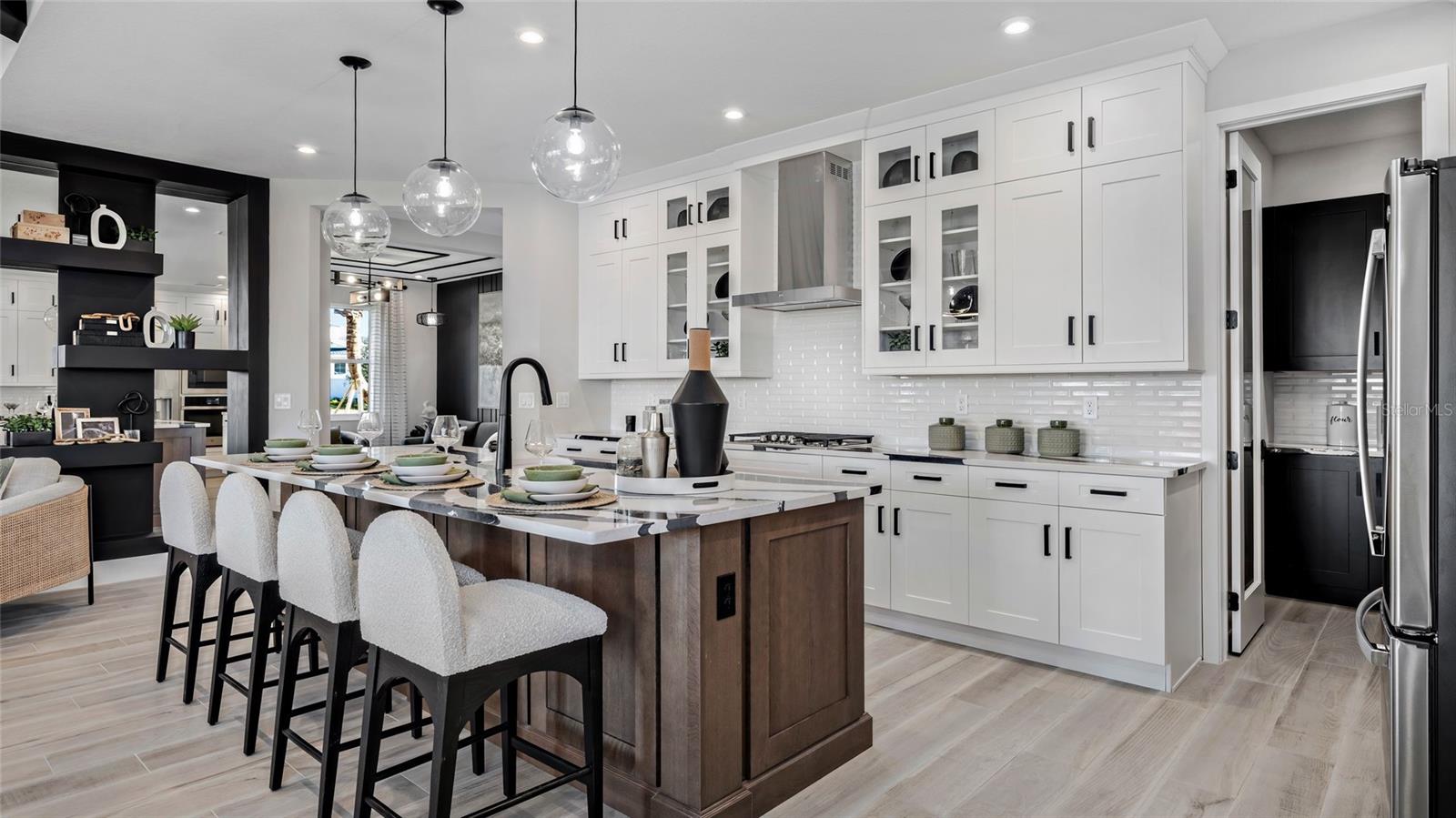 Image 9 of 25 For 1736 Point Grace Road